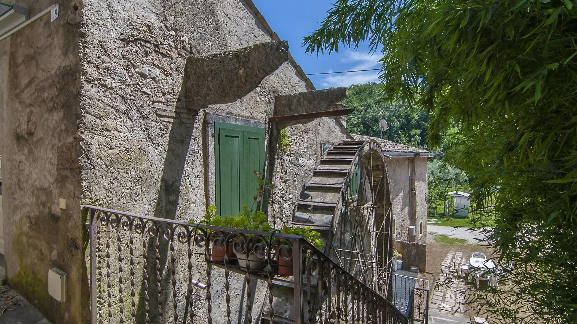 Dimora Vecchio Molino Immerso Nella Natura Garda  Apartment